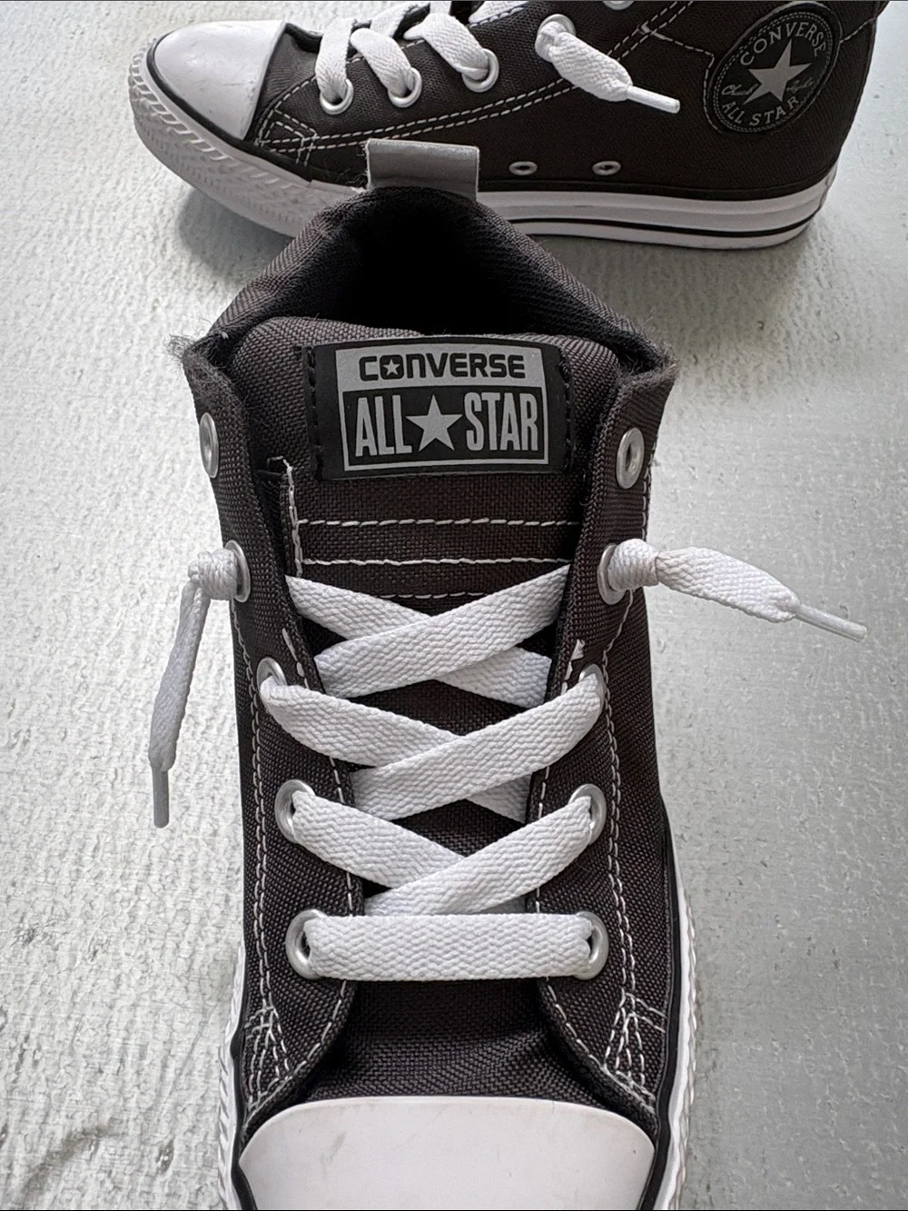 Converse brown canvas